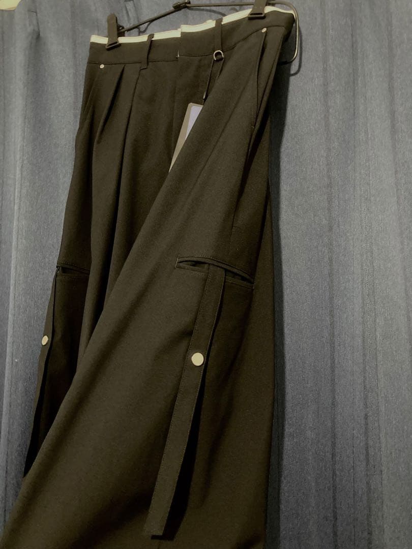 UNITED TOKYO ダブルウエストコクーンパンツ