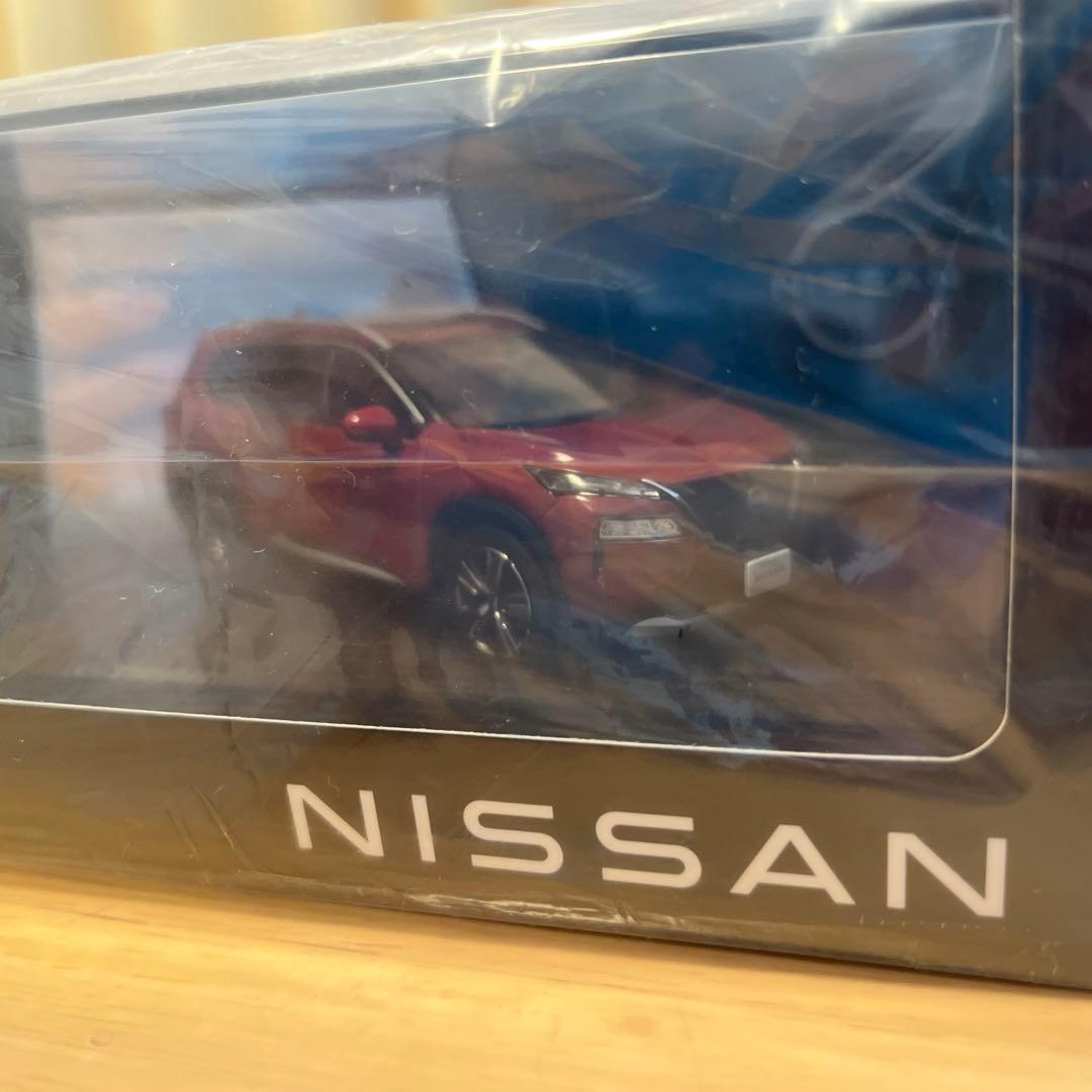 エクストレイル 1/43 ダイキャストミニカー　〈未開封〉