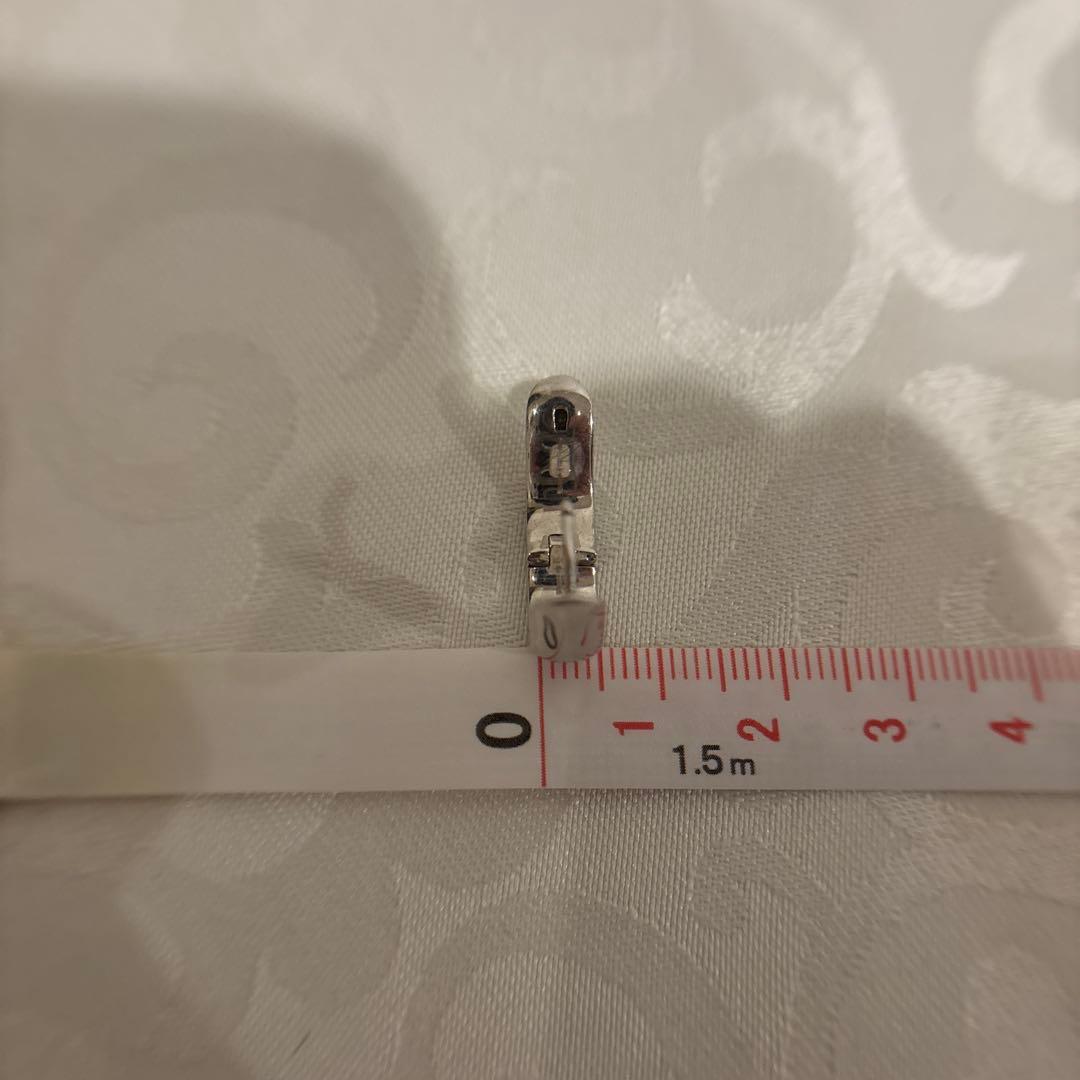 トムウッドピアス片耳