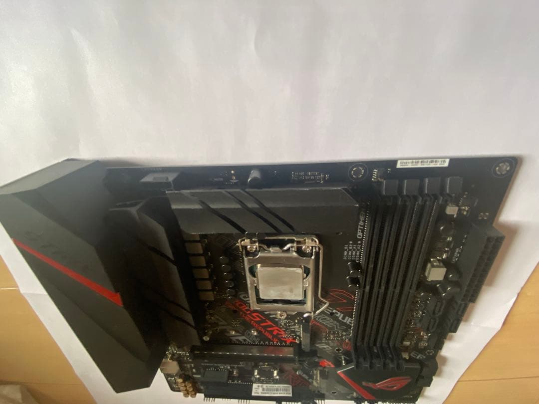 ASUS ROG STRIX B365ーGマザーボード、CPUまとめ売り