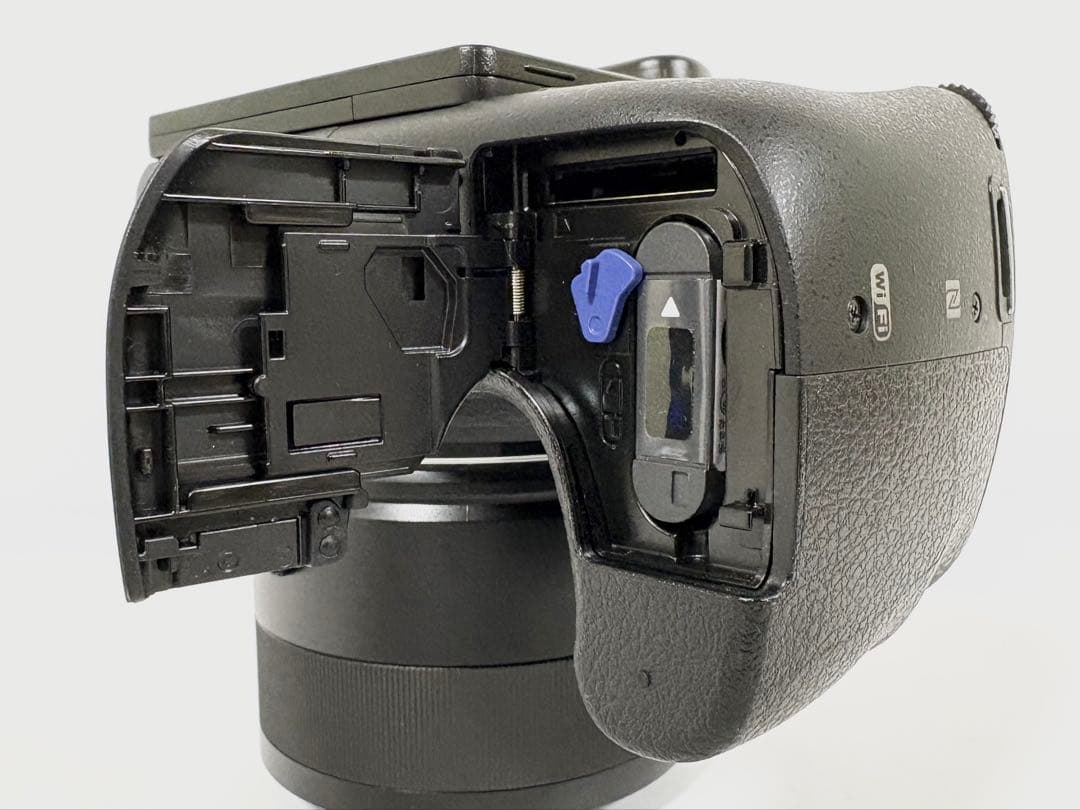 美品 ◆元箱付き◆ SONY Cyber-shot DSC-HX400 デジカメ