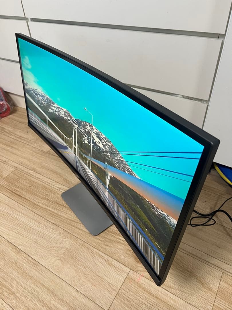 DELL デジタルハイエンドシリーズ 34インチ 曲面 ウルトラワイドモニタ