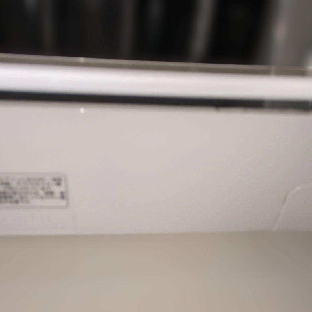 TOSHIBA 壁掛けエアコン 本体 ホワイト 東芝25型お掃除機能付。リモコン