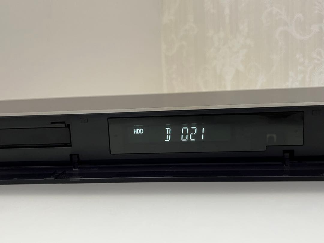 Panasonic ブルーレイレコーダー 1TB 2チューナーDMR-2W101