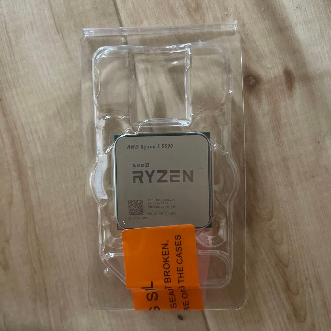 AMD Ryzen 5 5500 CPU ケース破損あり