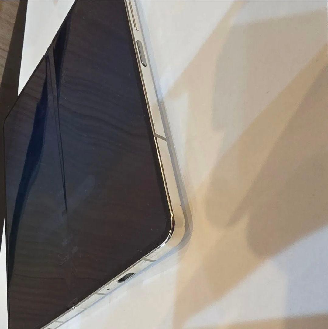 値下げ　Galaxy z fold 5 512GB 中古品 SIMフリー 韓国版