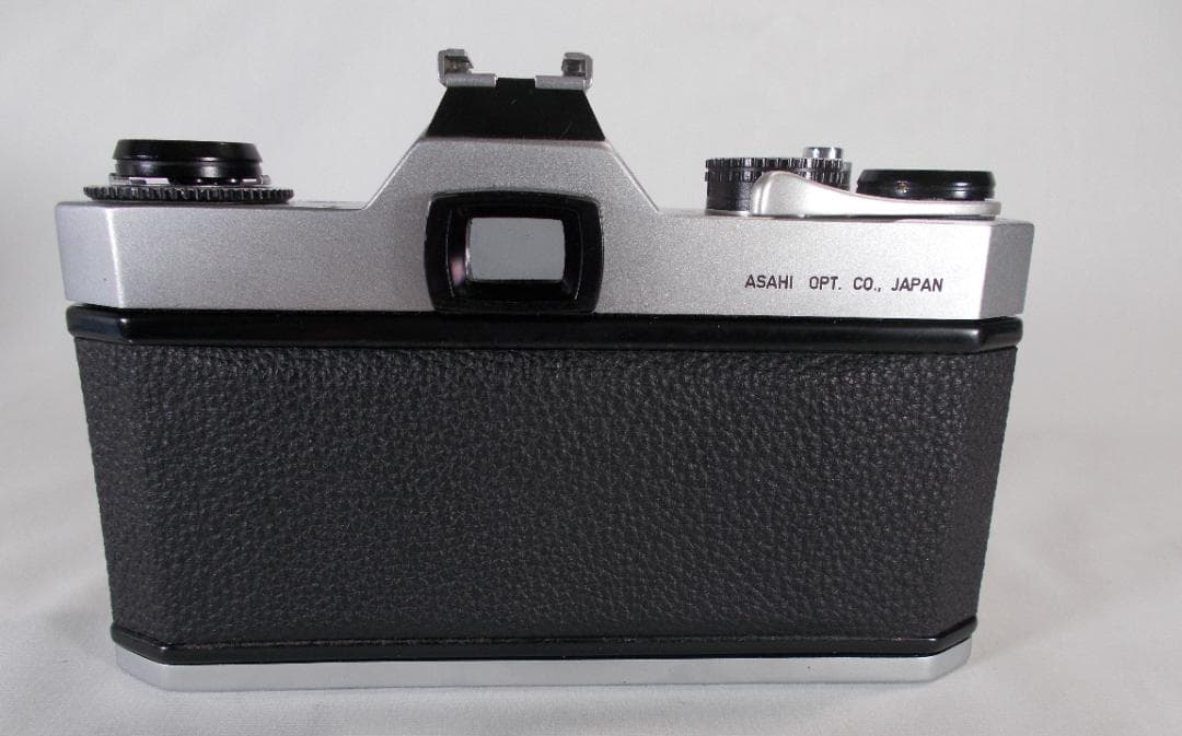 フィルムカメラ 整備済 完動品　Pentax SPF + f/1.8　S191