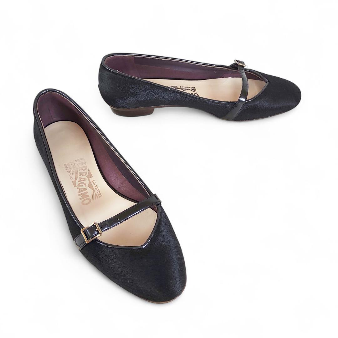 フェラガモ|オードリー|ハラコ|5C|黒|i1709