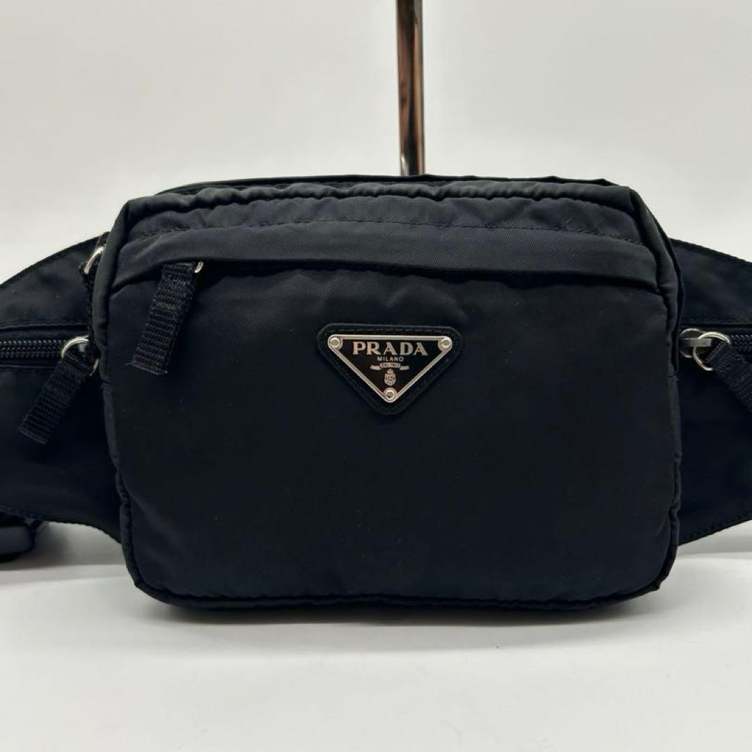 【極美品】プラダ ボディバッグ テスートナイロン 三角ロゴ 黒 V210