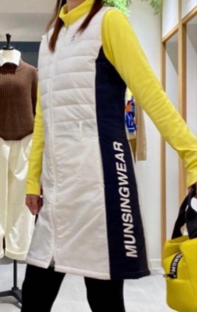【LLサイズ】Munsingwear 中綿ワンピース　白