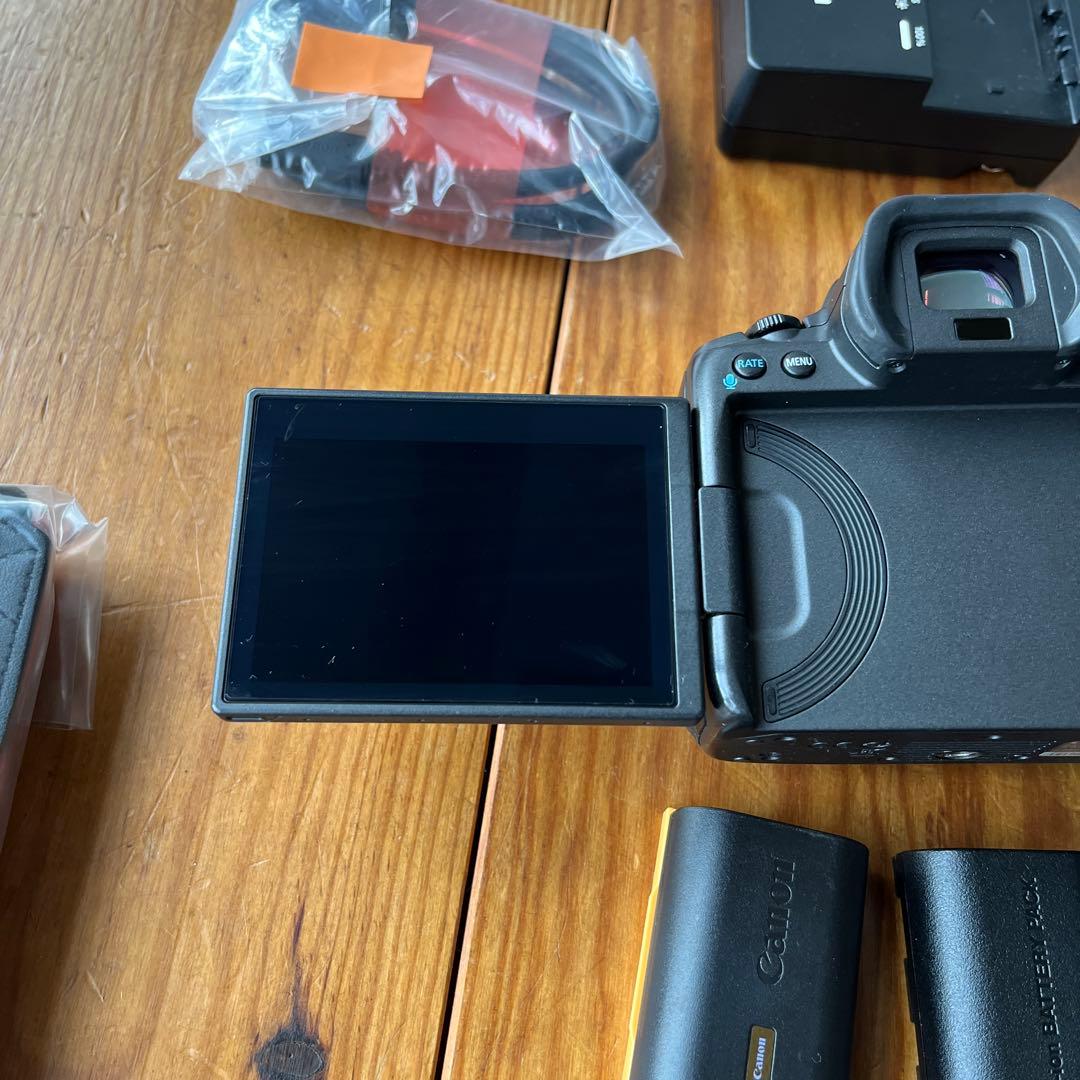 CANON R5 ボディ　ショット数35000未満