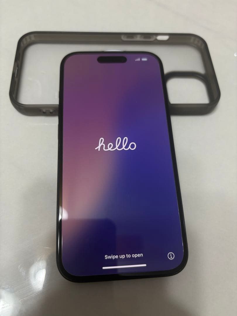 Apple iPhone 15 本体 ブラック128GB バティッリ100%