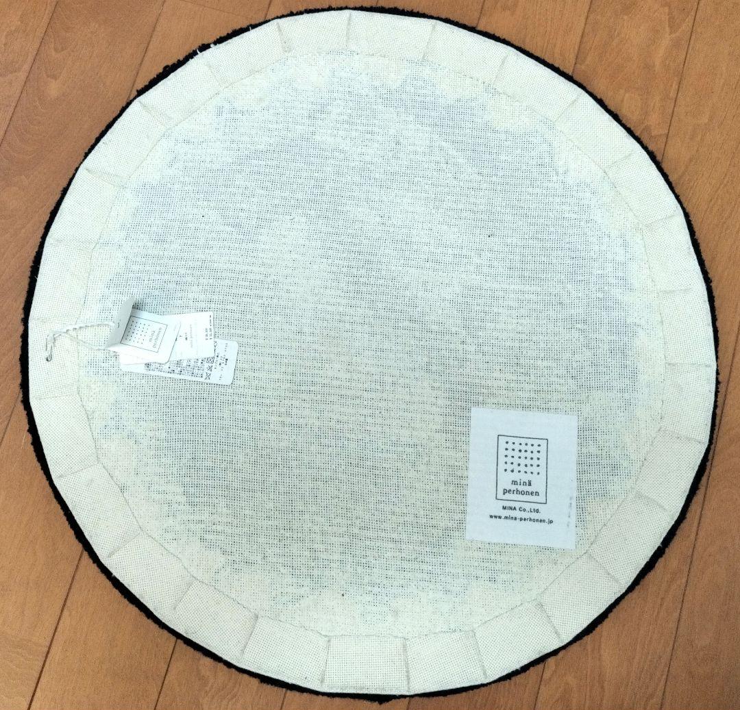 morimon　ミナペルホネン　tambourine　ラグ　ネイビー