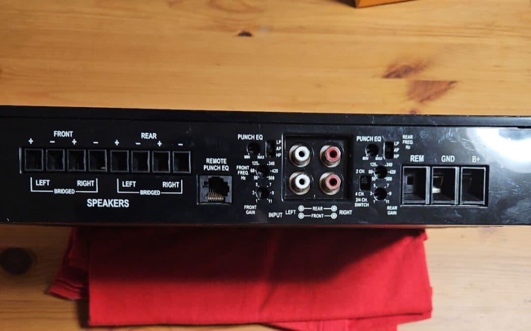 カーオーディオ Rockford Fosgate Punch P400-4