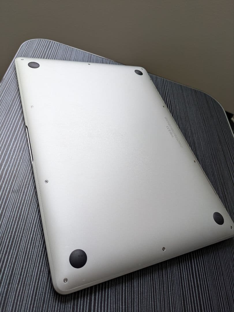 MacBook本体 M1 MacBook Air 8GB/256GB