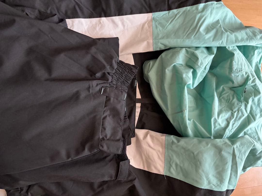 限定カラー ワークマン AEGIS 防水防寒スーツ スノーミント　Sサイズ