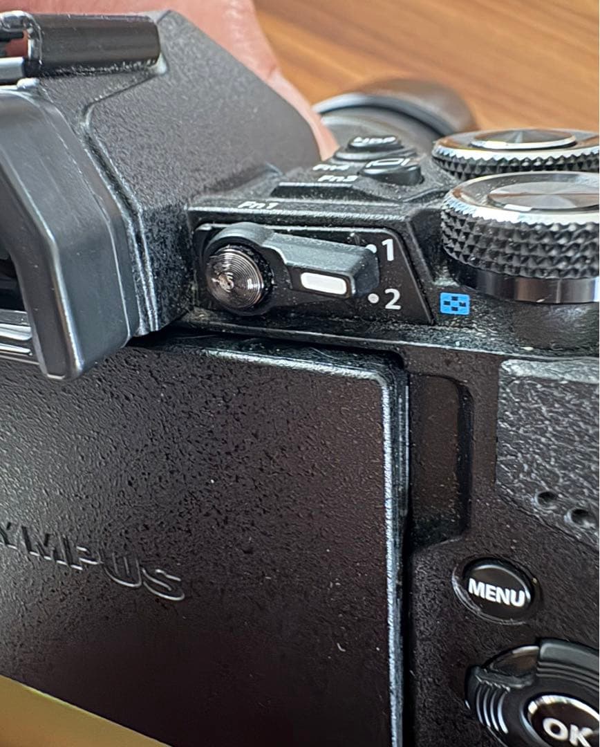 OLYMPUS OM-D ミラーレス一眼 14-150mm