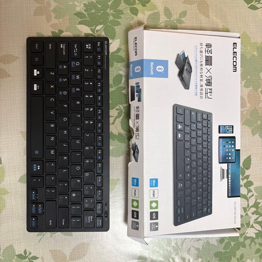 iPad本体 シルバー + ELECOMキーボード