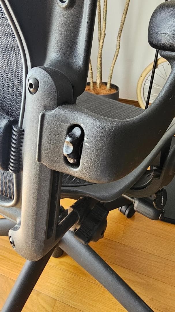 アーロンチェア　Bサイズ　（元はポスチャーフィット）