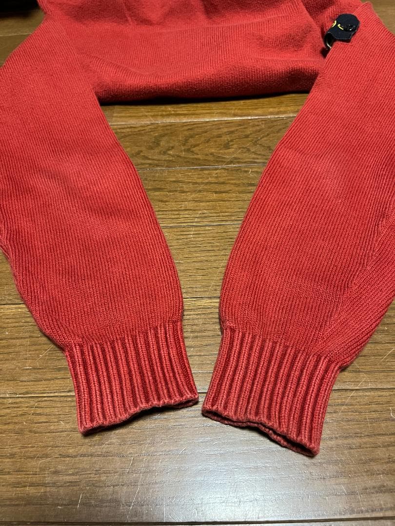 【Mサイズ】Stone  レッド クルーネックセーター