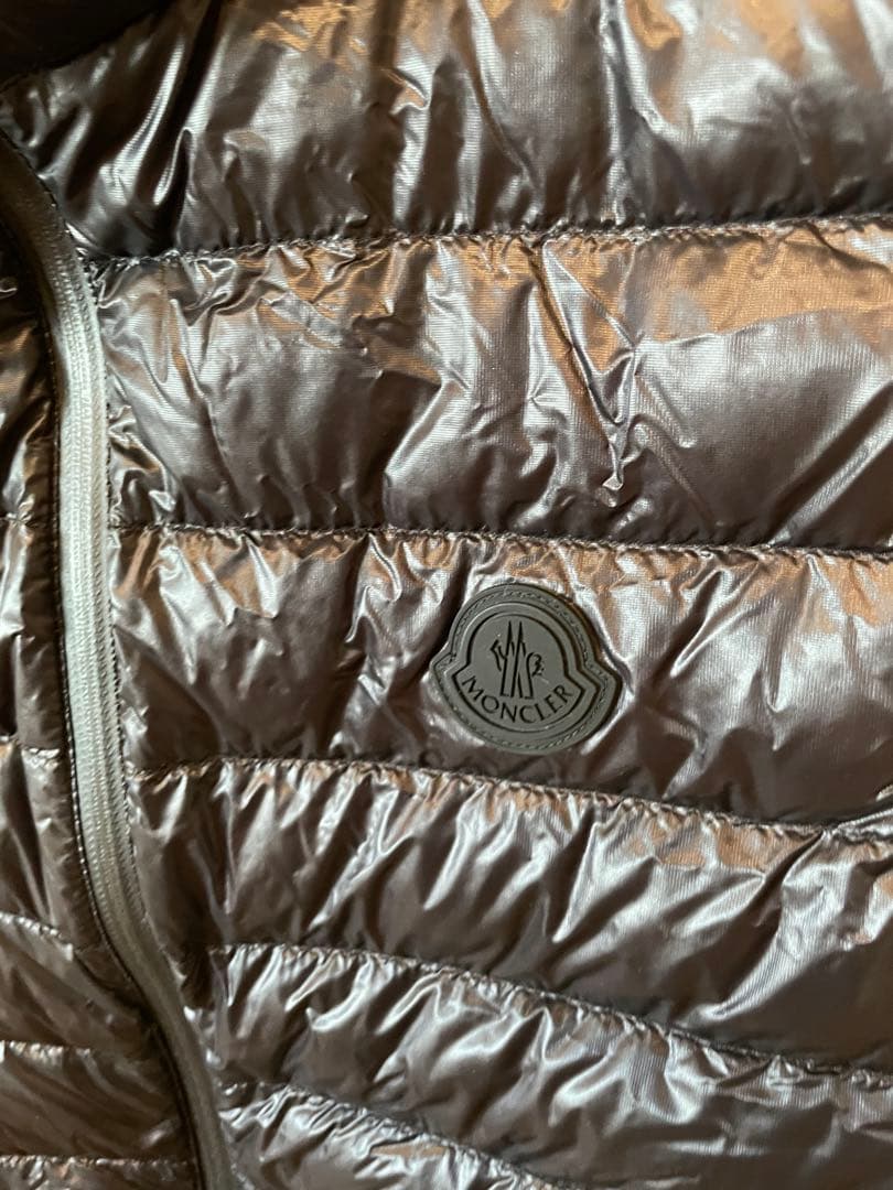 MONCLER DELPY ブラック ダウンベスト サイズ:3