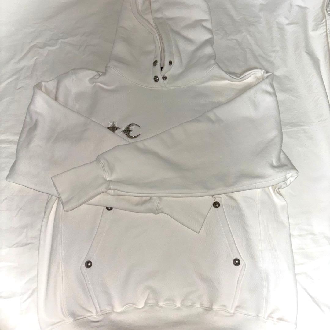 Thug Club Armor Hoodie パーカー 男女兼用【ホワイト】