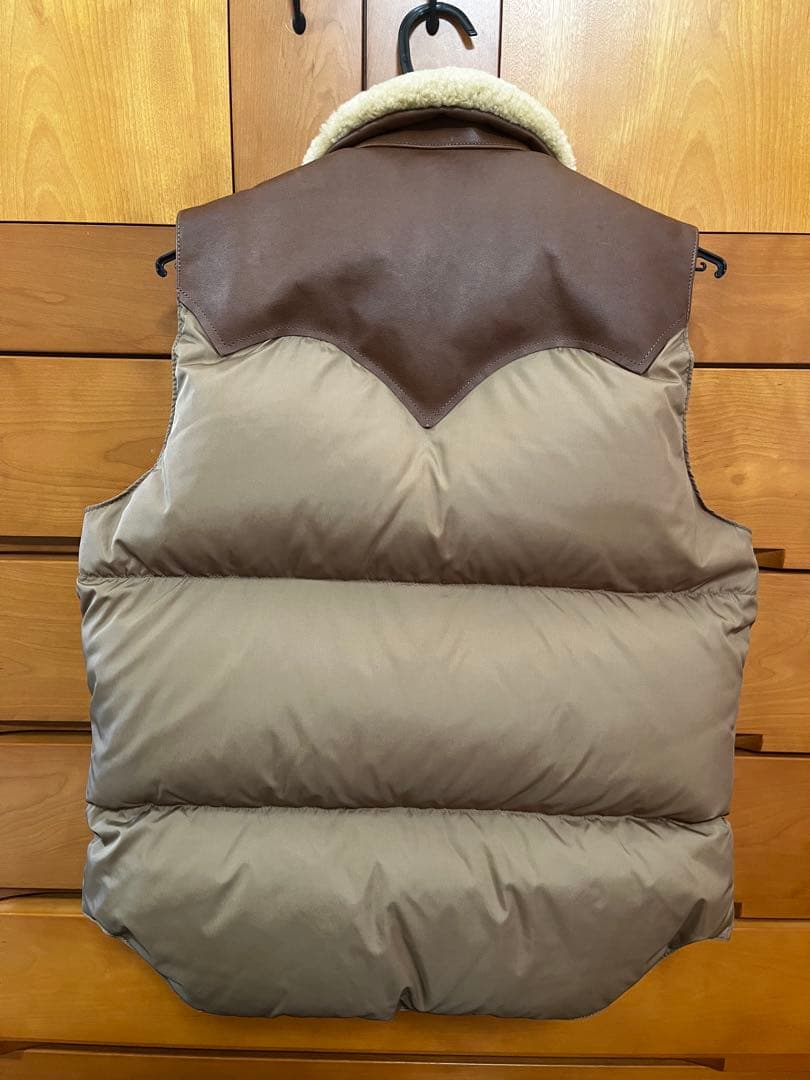 ロッキーマウンテン　ダウンベスト　50周年モデル