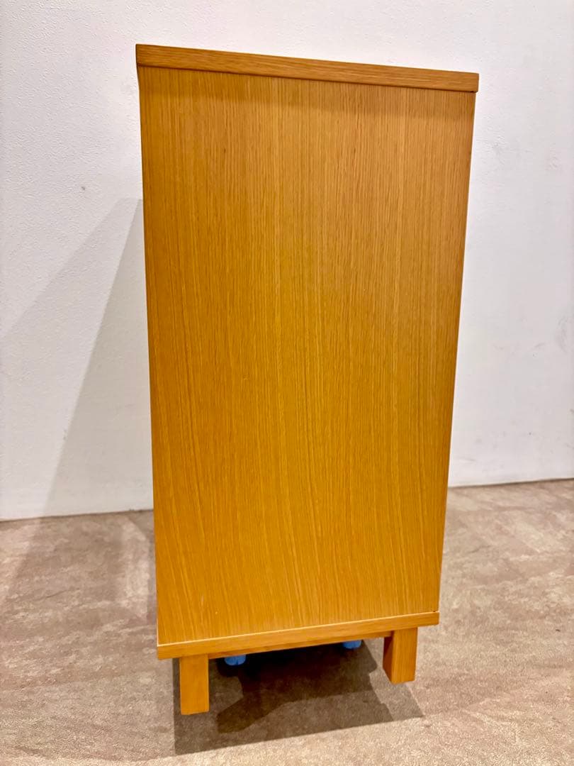 ⭐️美品⭐️廃盤希少⭐️無印⭐️脚付き⭐️オーク材・ガラス扉 引戸・キャビネット⭐️