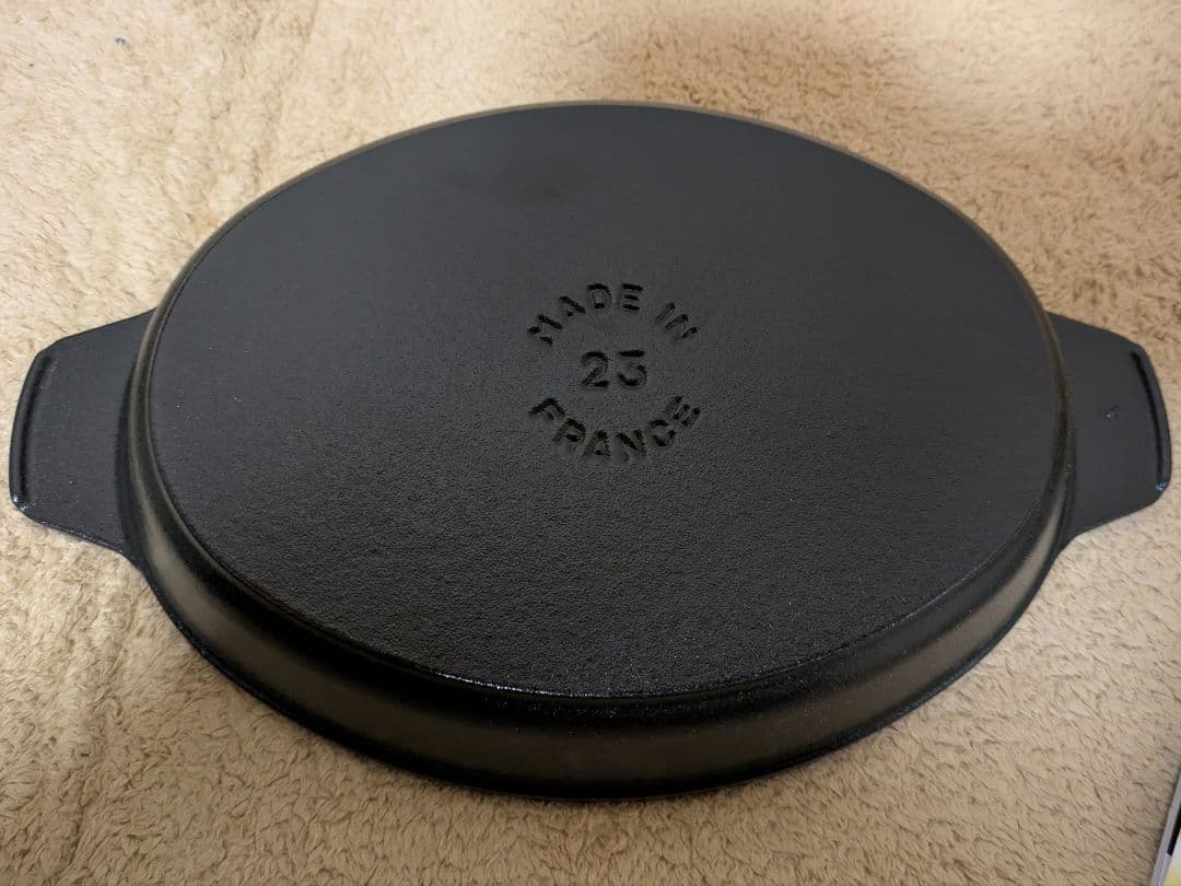 STAUB（ストーブ） オーバル ホットプレート 23cm ブラック