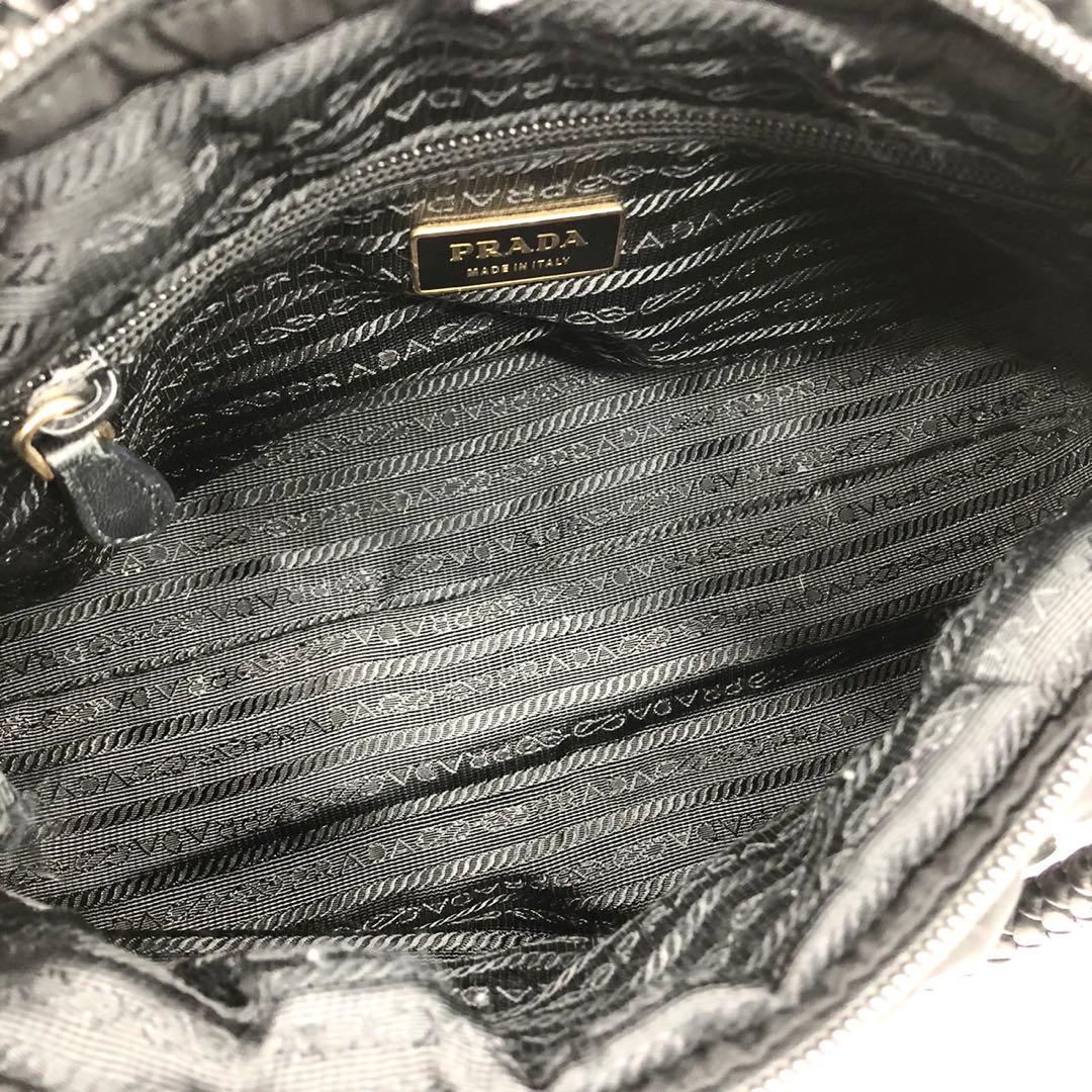 ✨ギャランティ付✨プラダ ハンドバッグ 2way ロゴ金具 リボン ナイロン 黒