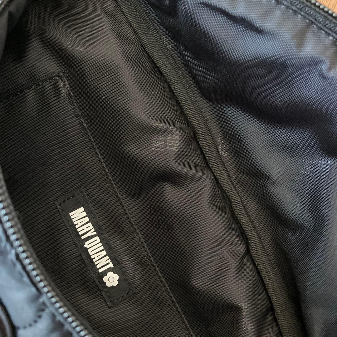 s*m様 未使用MARY QUANT ボディバッグ ブラック　キルティング素材