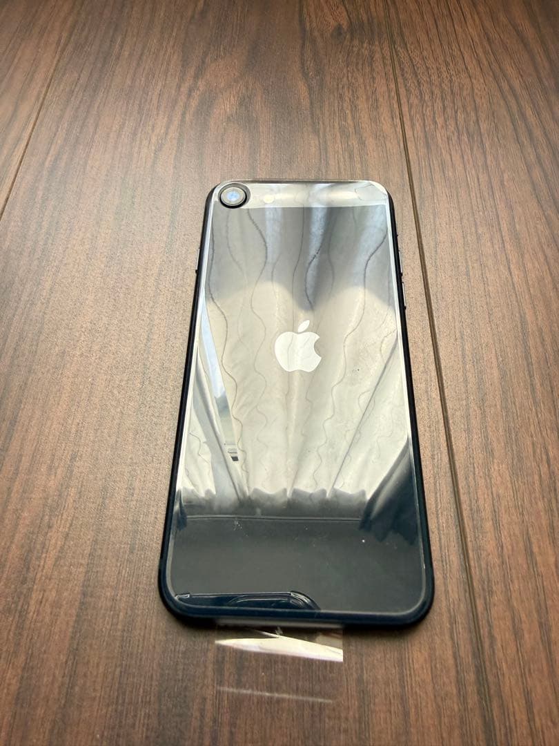 【新品】iPhone SE 第3世代 64GB 箱付き