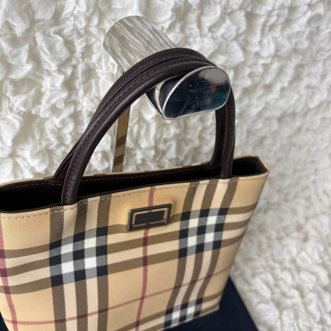 未使用級❗️ BURBERRY ハンドバッグ　ノバチェック　レザー　収納袋