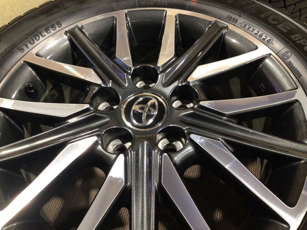 深溝 激安 205/60R16 トヨタ 純正 スタッドレス 4本 送料込み