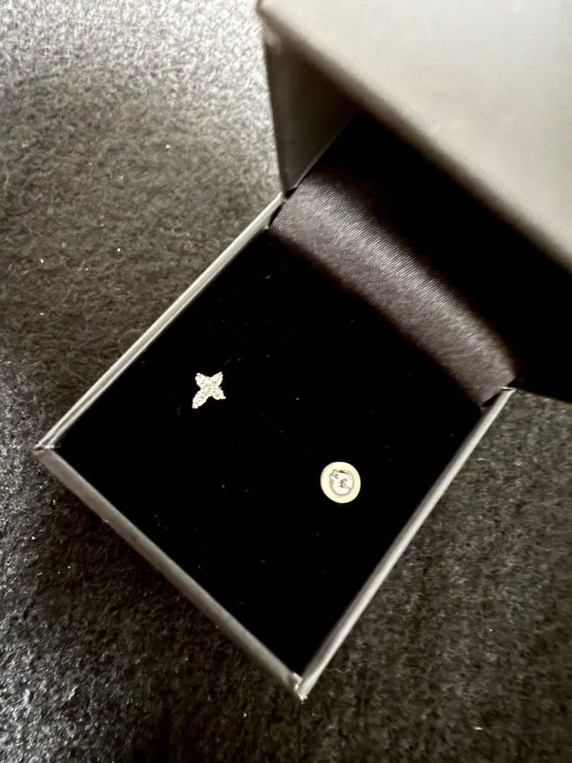 『最終お値下げ』プラチナダイヤモンドピアス 6石 片耳