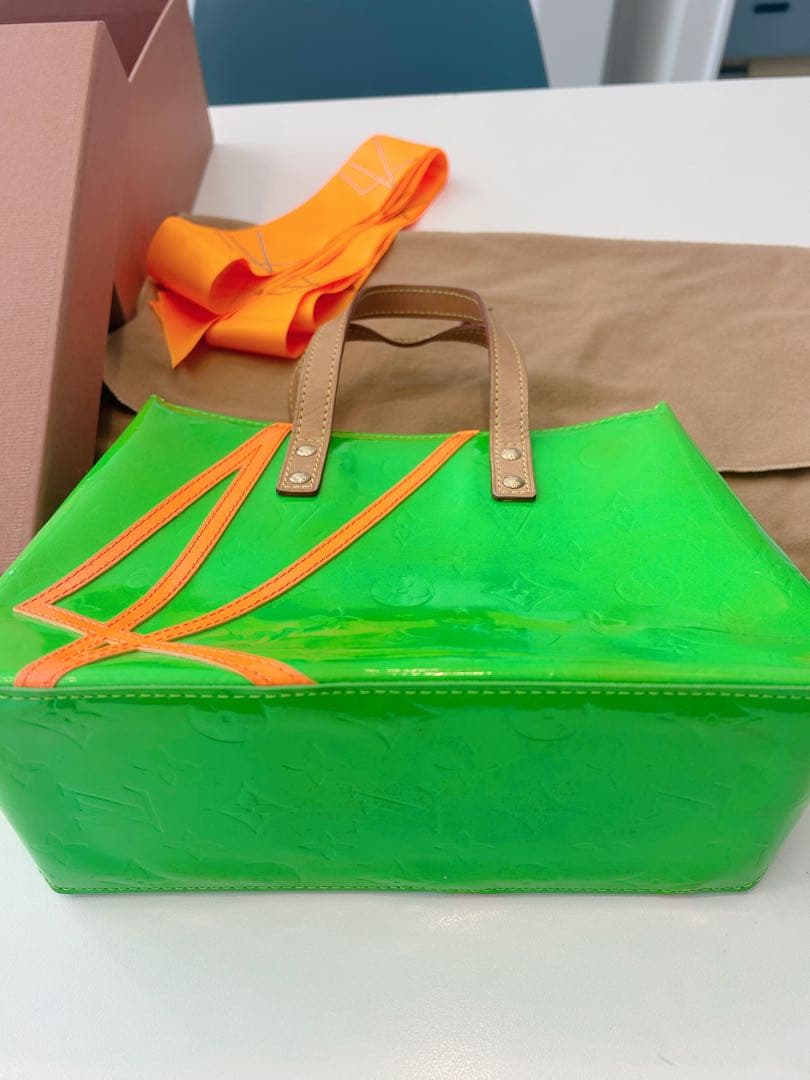 Louis Vuitton デザイン ハンドバッグ