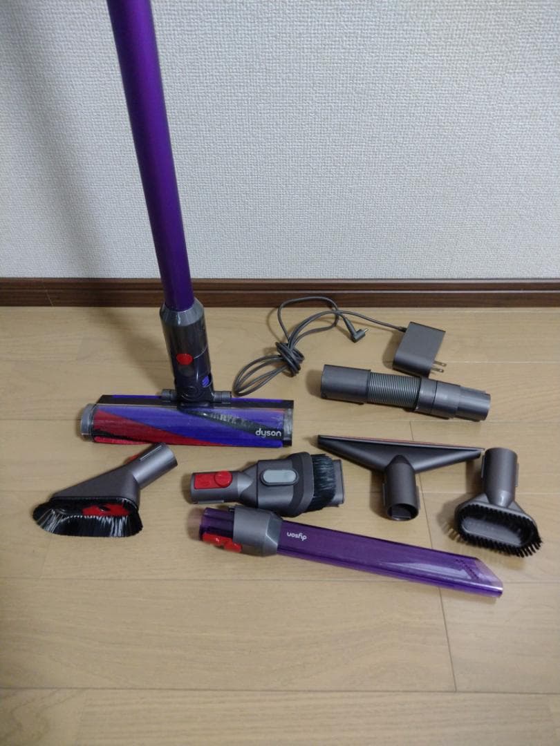 ダイソン★digital slim★SV18★バッテリー新品と同等4スタンド付き