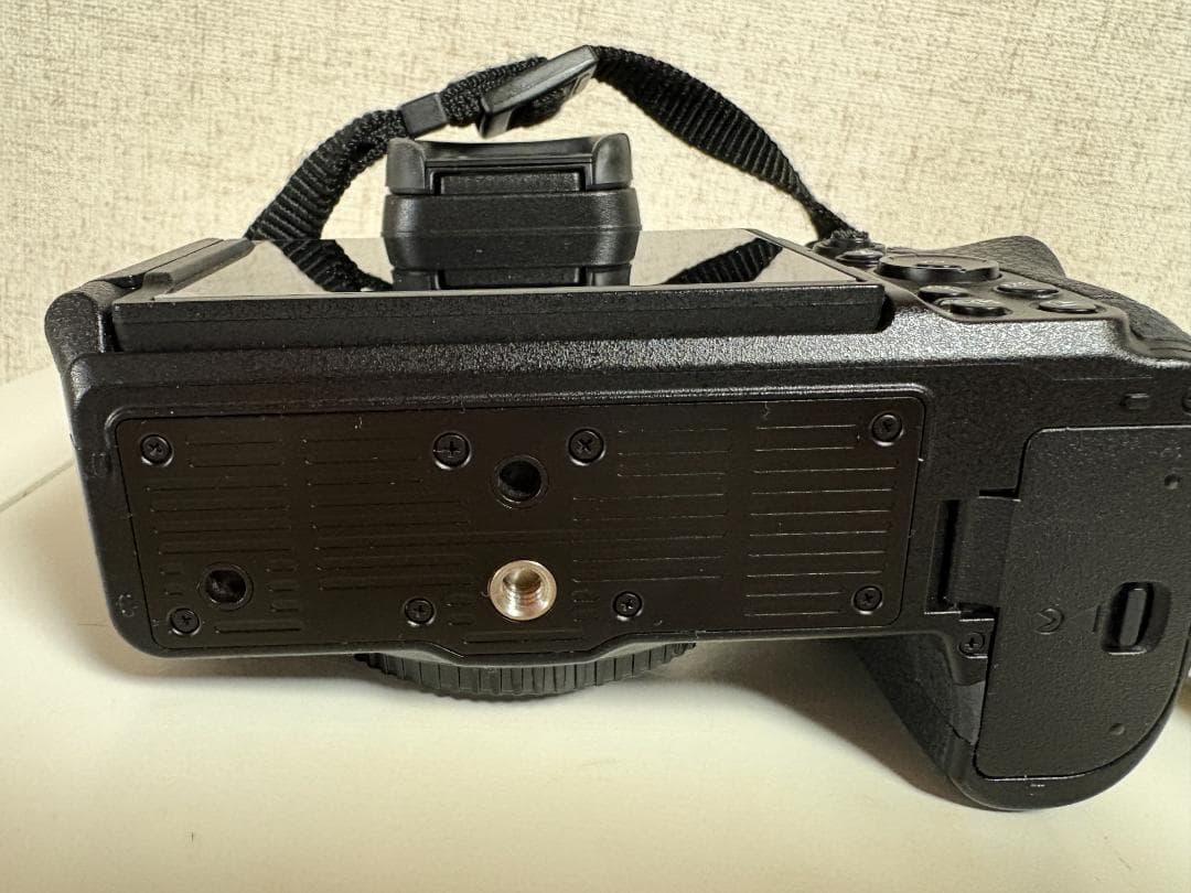 NIKON Z6Ⅲ　本体＆レンズ2本　他備品　箱あり　『美品』