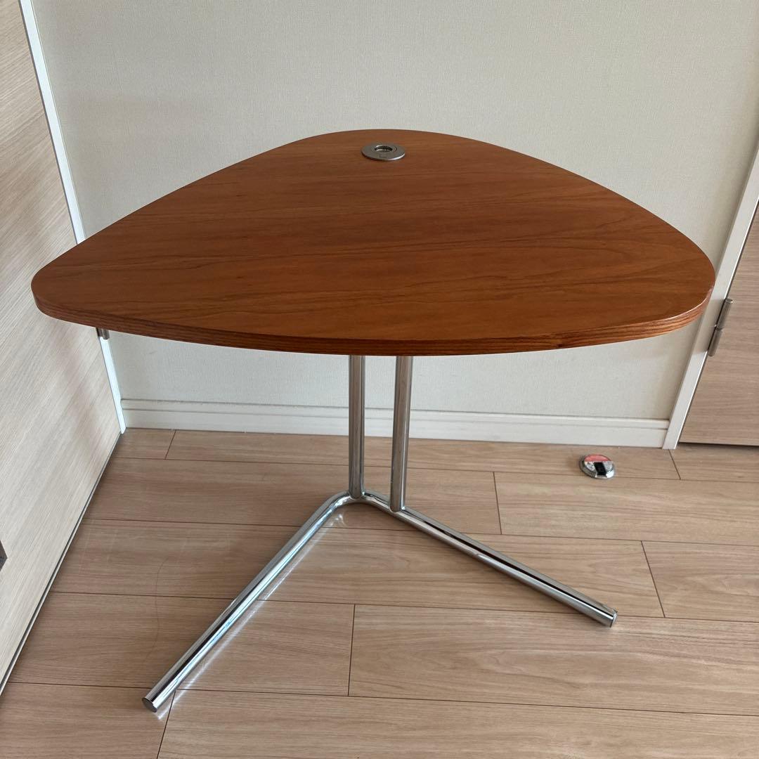 TECTA アクタス￼ K22 サイドテーブル