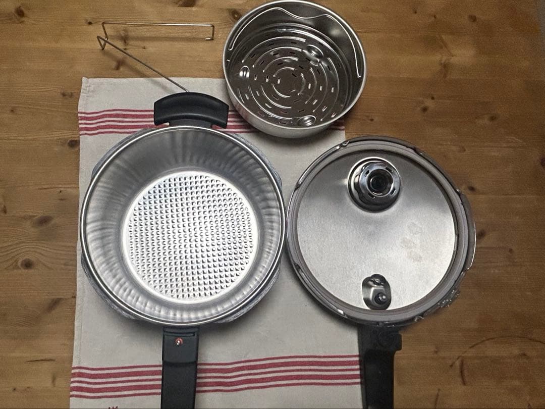 フィスラーFissler 圧力鍋 3.5ℓ取扱説明書　蒸し器　三脚