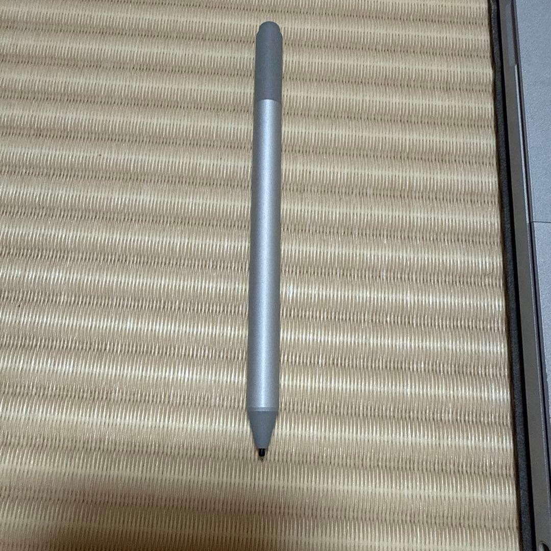 Surface Pro 7本体 + キーボード + ペン + 充電器