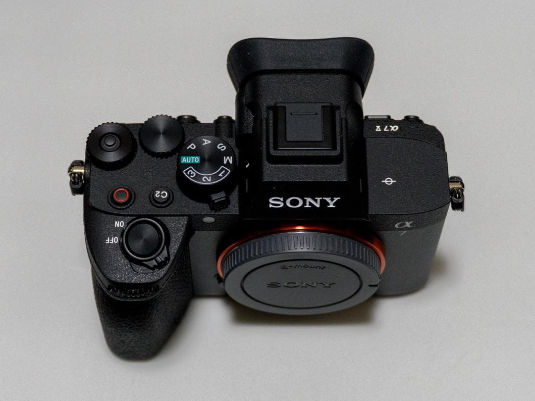 SONY ILCE-7M5　1日だけ使用 、長期保証加入