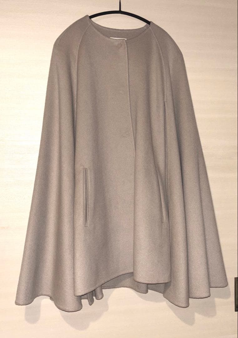 LE PHIL ルフィル ライトリバーケープコート ベージュ