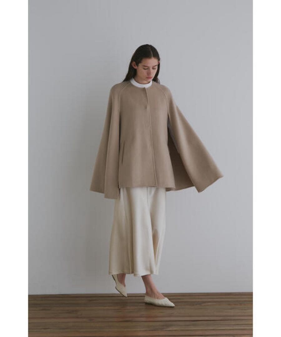 LE PHIL ルフィル ライトリバーケープコート ベージュ