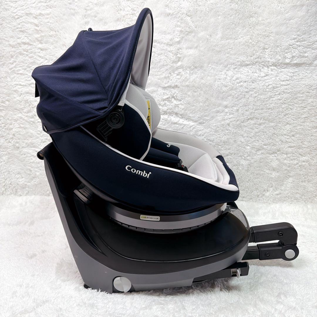 Combi コンビ　クルムーヴスマート ISOFIX ネイビー　シェード付き