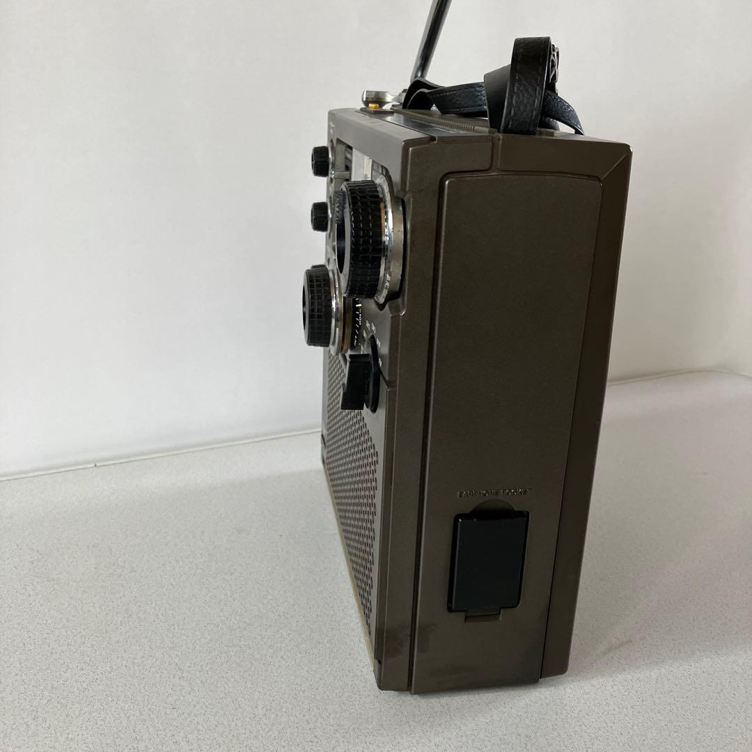 ソニーＢＣＬラジオ　スカイセンサー　　　　　５９００　　完動品