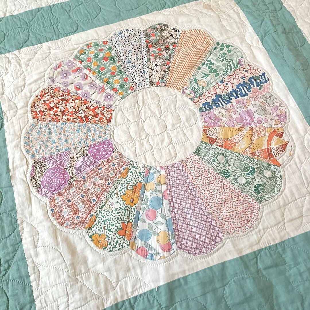 手縫い ヴィンテージキルト ドレスデンプレート ハンドメイド 大判 敷物