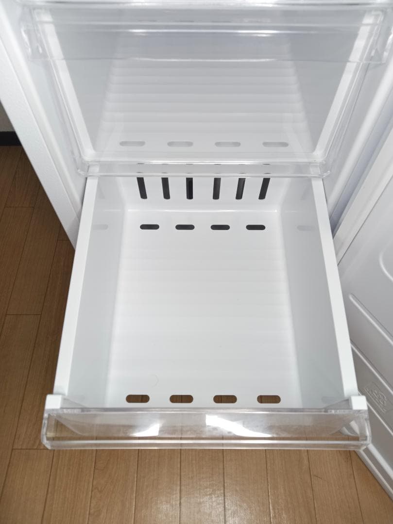 【2024年製・高年式】アイリスオーヤマ 冷凍庫 80L（IUSN-8A-W）