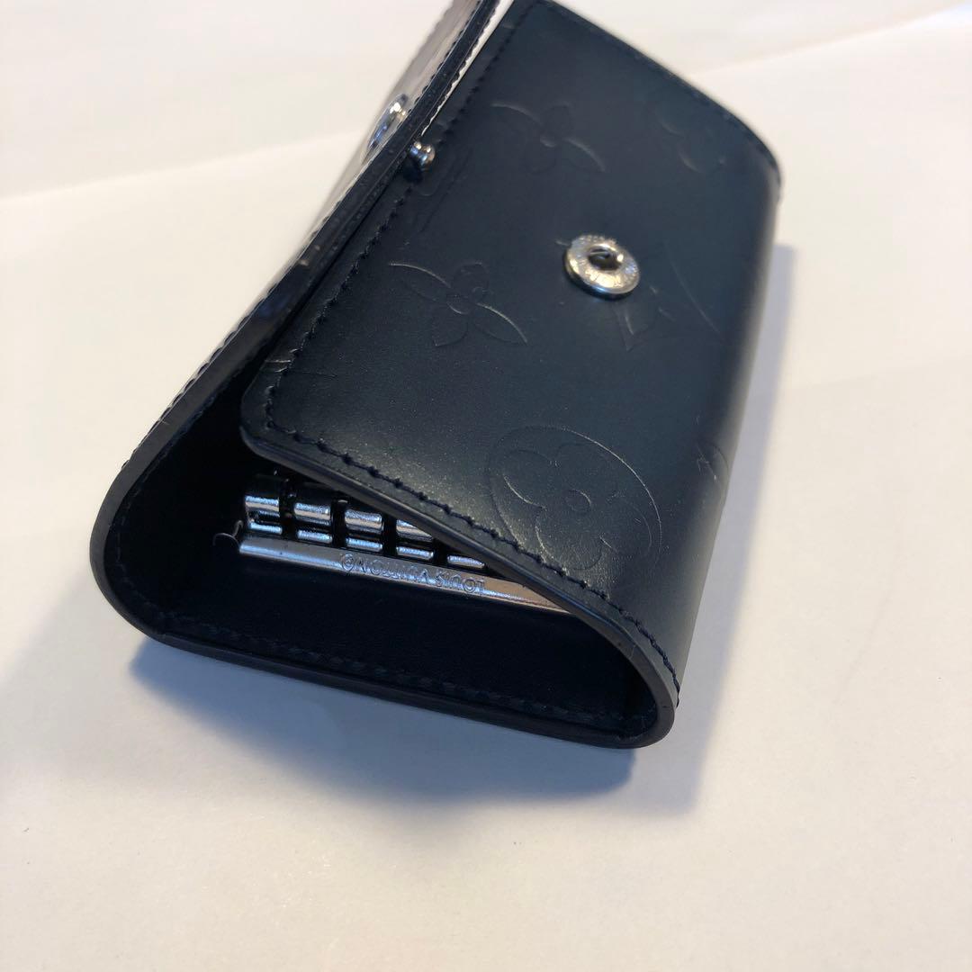 ゆ*ん様 年末年始最終値下げ❣️新品未使用❣️Louis Vuitton ネイビ