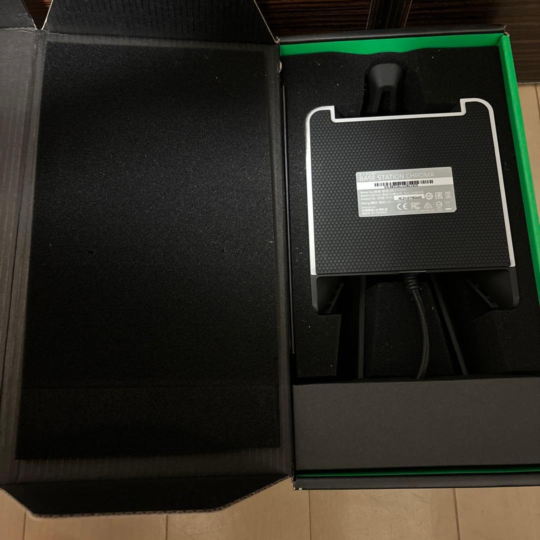 ヘッドホン razer BASE STATION CHROMA